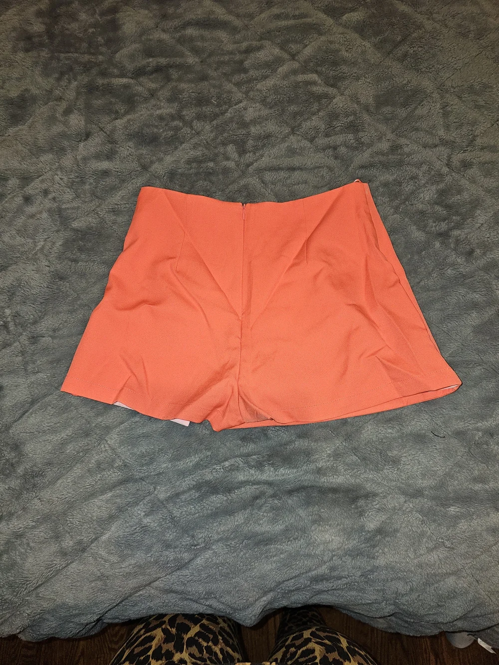 NWT Klesis Colorblock Red and Light Pink Skort